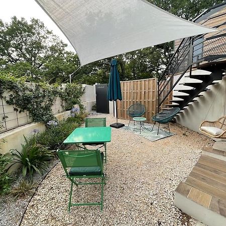 Bulle De Detente Avec Jacuzzi Saint-Martin-de-Londres Exterior photo